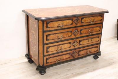 Antique Italian Chest of Drawers 17th Century