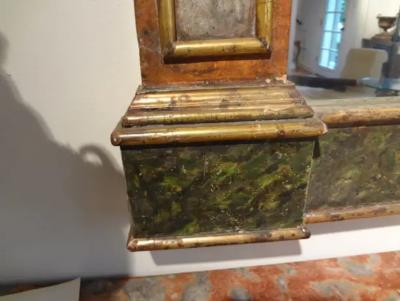 Antique Italian Neoclassical Style Faux Marble and Giltwood Mirror