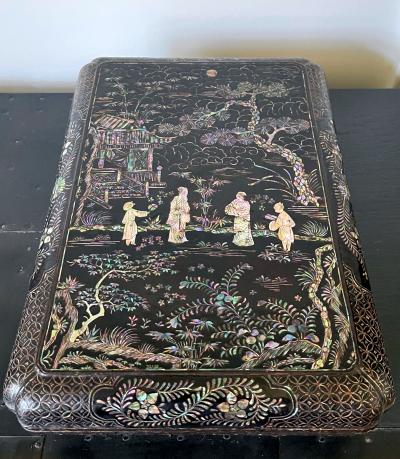 Antique Japanese Lacquer and Inlay Box from Ryukyu Island