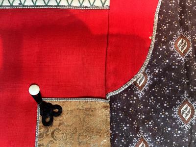 Antique Japanese Textile Art Campaign Jacket Jinbaori with Mon