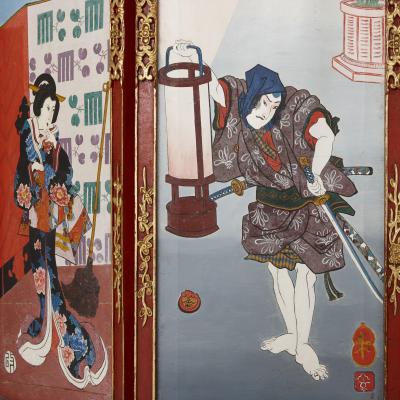 Antique Japonisme wooden folding screen with five panels