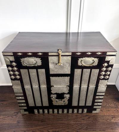 Antique Korean Bandaji Chest Pyongyang Province Joseon Dynasty