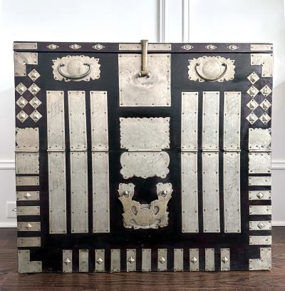 Antique Korean Bandaji Chest Pyongyang Province Joseon Dynasty