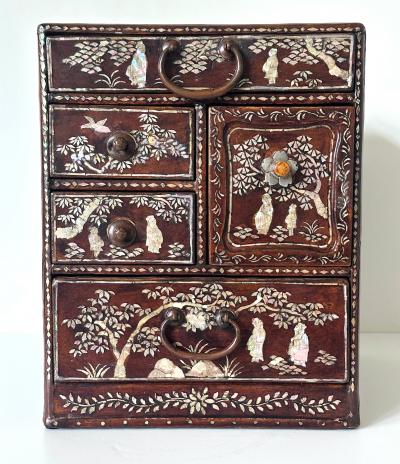 Antique Korean Mother of Pearl Inlay Lacquer Accessory Chest Joseon Dynasty
