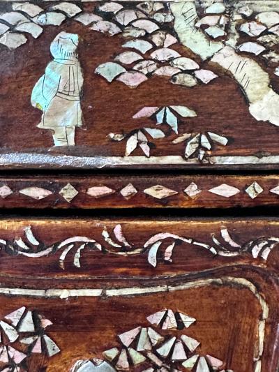 Antique Korean Mother of Pearl Inlay Lacquer Accessory Chest Joseon Dynasty
