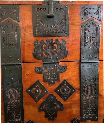 Antique Korean Pakchon Wedding Bandaji Chest Joseon Dynasty