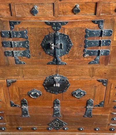 Antique Korean Two Level Wood Chest Jeon Ju Jang