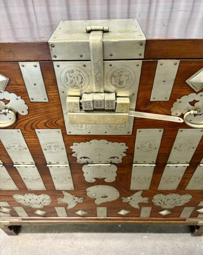 Antique Korean Wedding Bandaji Chest Pyongyang Joseon Dynasty