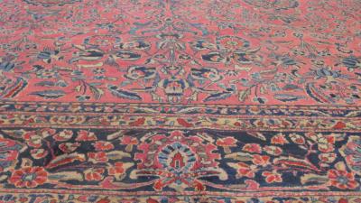 Antique Persian Mohajeran Sarouk Carpet 118 x 163 