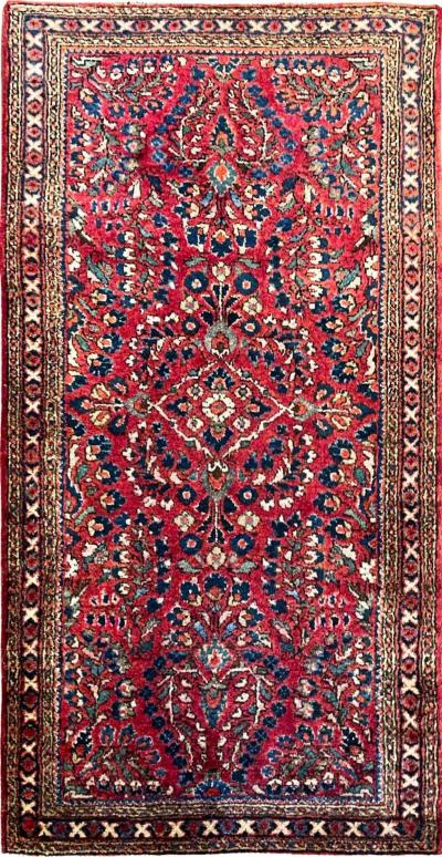 Antique Persian Sarouk Rug C 1920