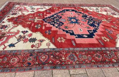 Antique Persian Serapi Carpet