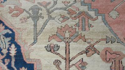 Antique Persian Serapi Carpet Mid 19th Century