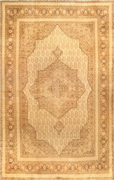 Antique Persian Tabriz Cream Background Handmade Wool Rug
