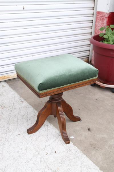 Antique Pump Organ NO50 Chicago Cottage Organ Company