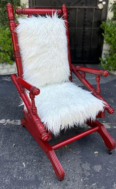 Antique Red Spindle Rocker W White Flokati Seat