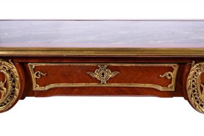 Antique Regency Louis XV style Presidential Bureau Plat Bronze