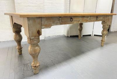 Antique Style Pine Farm Table