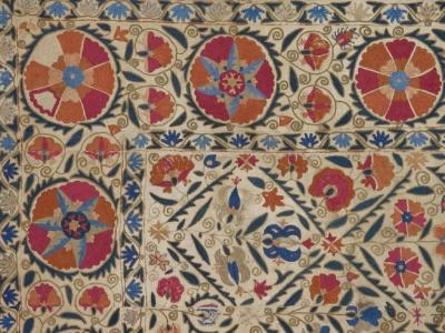 Antique Suzani Embroidery DK 110 39