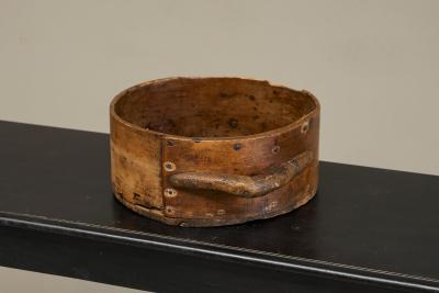 Antique Wabi Sabi Bowl or Centerpiece in Wood with Handle 19th Century