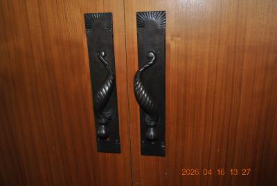 Antique bronze twisted rope door pulls