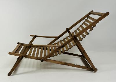 Antique oak wooden transat chair