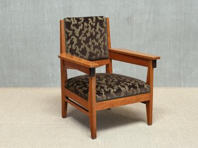 Anton Lucas Pair of Anton Lucas Art Deco Armchairs in Oak and Macassar Netherlands 1920s