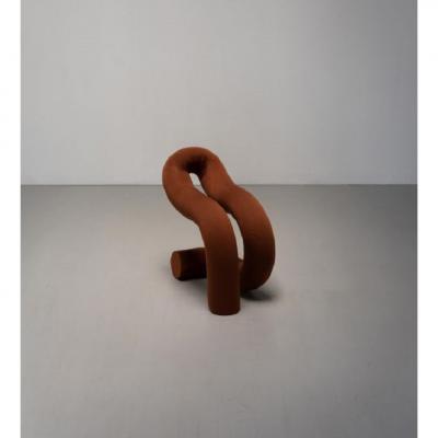 Ara Thorose Ulu Chair