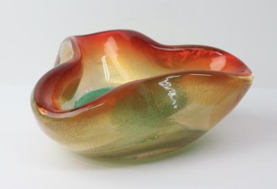 Archimede Seguso Archimede Seguso Multicolored Glass with Gold Fleck Bowl 1960 Italy