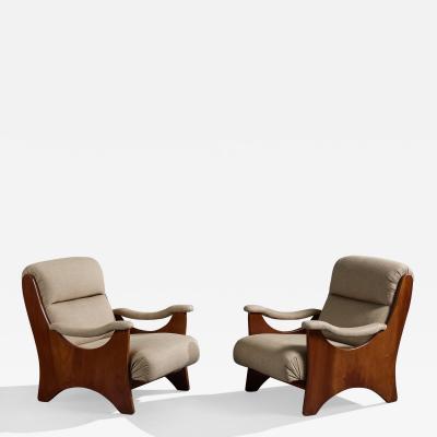 Argentine Designer Lounge Chairs with Wood and Fabric Argentina 1970s
