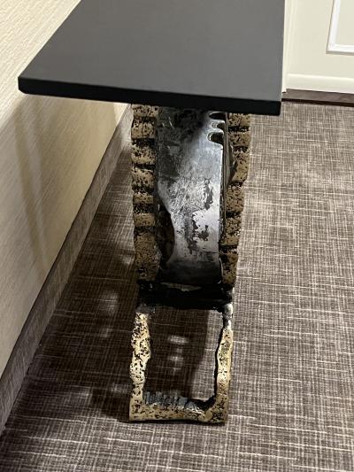 Arnaldo Pomodoro EXTRAORDINARY BRUTALIST SCULPTED BRONZE AND BLACK SLATE TOP CONSOLE