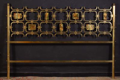 Arnaldo Pomodoro Osvaldo Borsani Elegant Bed with Brass Details by Arnaldo Pomodoro 1950