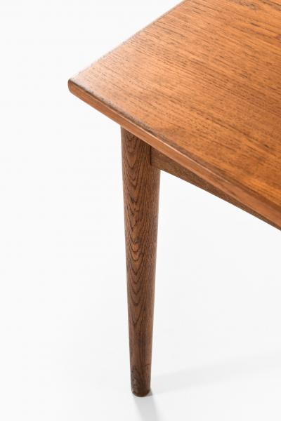 Arne Hovmand Olsen Dining Table Produced by Skovmand Andersen