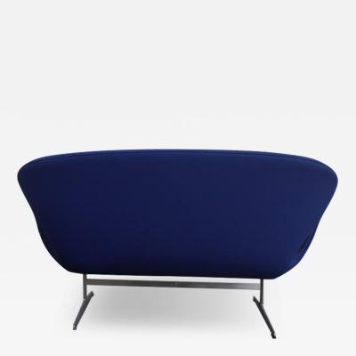 Arne Jacobsen 1 Arne Jacobsen Swan Settee