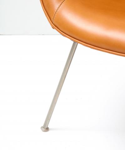 Arne Jacobsen A Pair of Arne Jacobsen Chairs