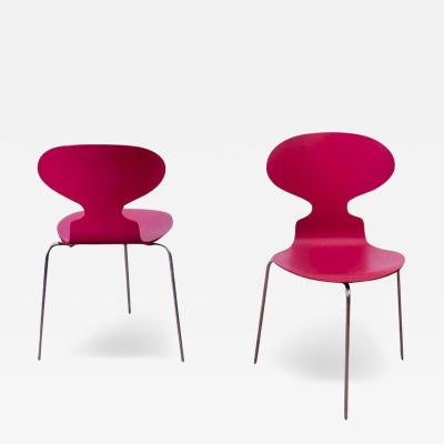 Arne Jacobsen Ant chairs for Fritz Hansen