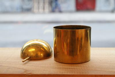 Arne Jacobsen Arne Jacobsen Cylinda line Brass Ashtray