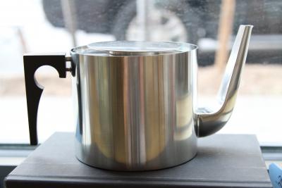 Arne Jacobsen Arne Jacobsen Cylinda line Tea Pot 1967