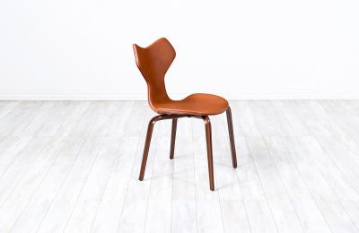 Arne Jacobsen Arne Jacobsen Grand Prix Leather Chair for Fritz Hansen