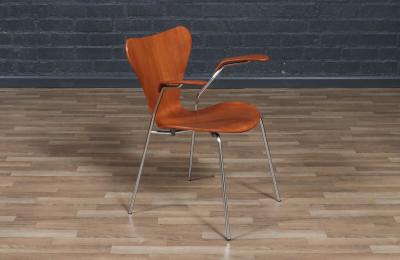 Arne Jacobsen Arne Jacobsen Series 7 Teak Desk Chair for Fritz Hansen