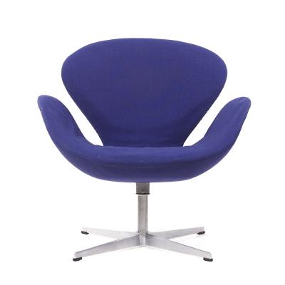 Arne Jacobsen Arne Jacobsen for Fritz Hansen Mid Century Swan Chairs Pair