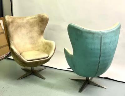 Arne Jacobsen Early Model Pair of Vintage Leather Danish Egg Chair Arne Jacobsen c 1960
