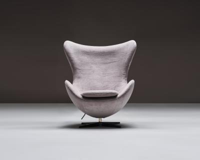 Arne Jacobsen Egg Chair by Arne Jacobsen with New Wool Mosu Velvet Upholstery