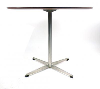 Arne Jacobsen Game Table by Arne Jacobsen for Fritz Hansen