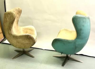 Arne Jacobsen Set of 3 Danish Organic Modern Egg Lounge Chairs attr Arne Jacobsen 2 Leather