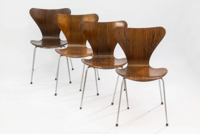 Arne Jacobsen Set of 4 Arne Jacobson for Fritz Hansen Series 7 Chairs in Rosewood Model 3107