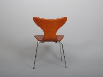 Arne Jacobsen Set of twelve Arne Jacobsen Lily chair