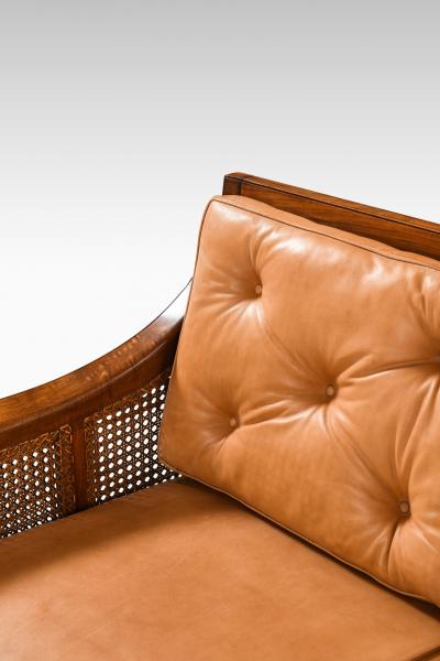 Arne Jacobsen Sofa Produced by Cabinetmaker Otto Meyer