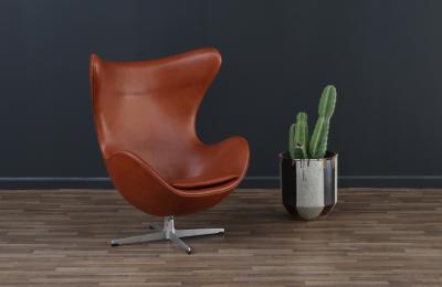 Arne Jacobsen Vintage Arne Jacobsen Cognac Leather Egg Chair for Fritz Hansen