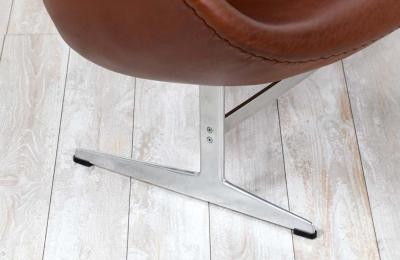 Arne Jacobsen Vintage Cognac Leather Swan Sofa by Arne Jacobsen for Fritz Hansen