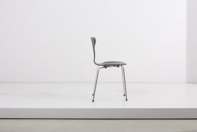 Arne Johansen Set of 3 Mosquito Munkeg rd Dining Chairs by Arne Jacobsen Denmark 1950s